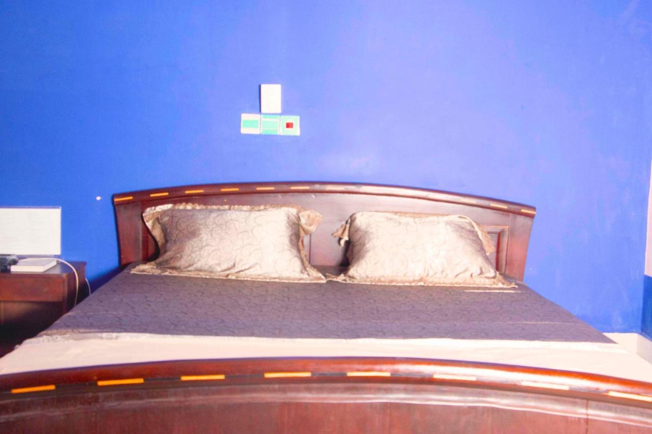 Nora Hotel Cotonou Exterior photo