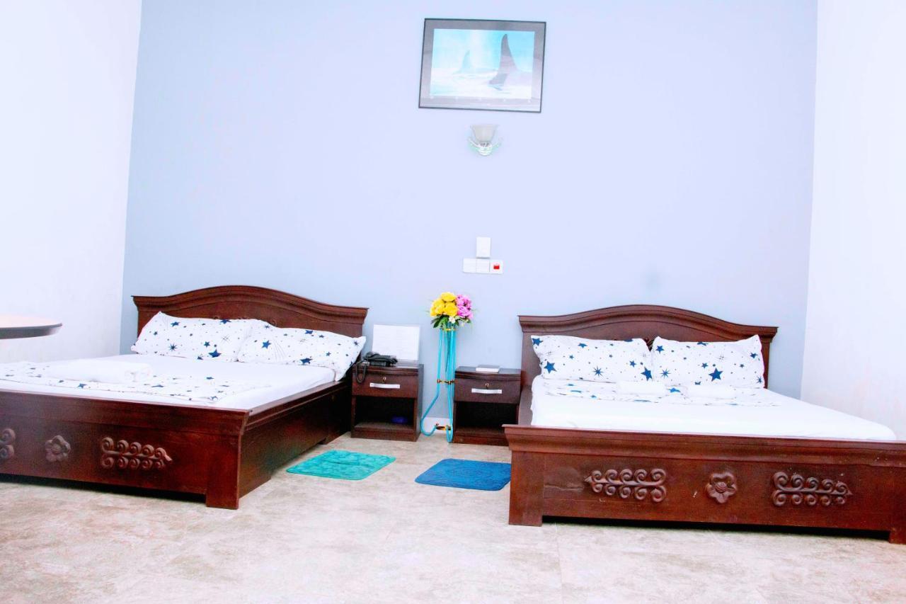 Nora Hotel Cotonou Exterior photo