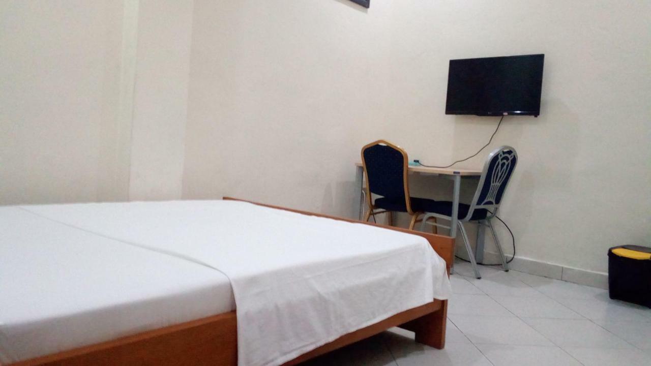 Nora Hotel Cotonou Exterior photo